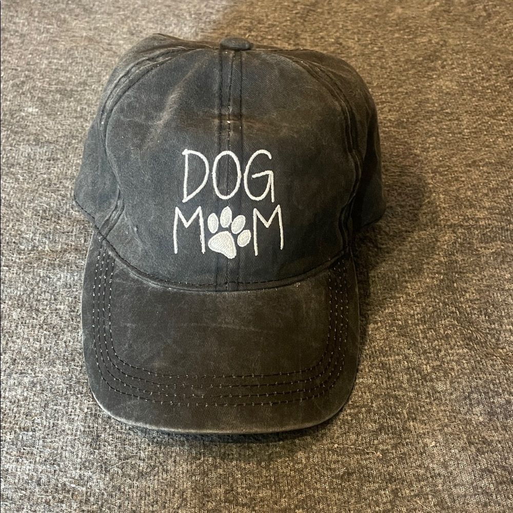 David and Young dog Mom hat